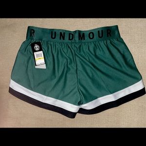 Olive green under armor shorts!